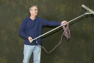 T-Weeder Tool Throwing Motion